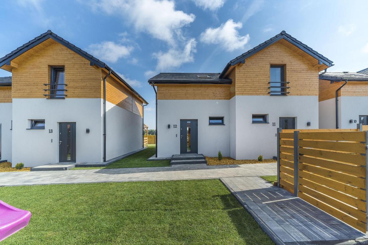 Domki Zlote Piaski Kryty Basen Sauna Jacuzzi Jastrzębia Góra Exterior foto